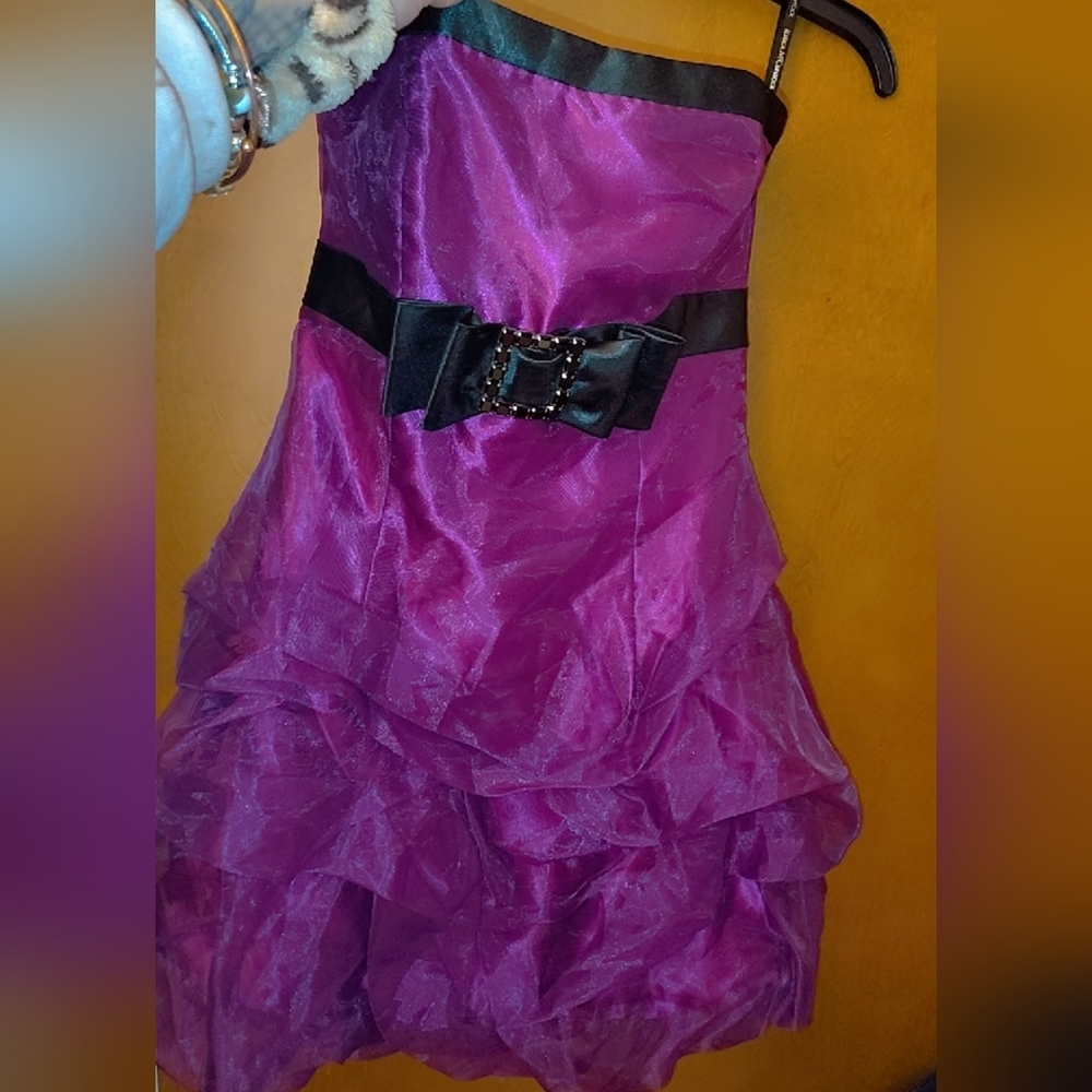 Jessica McClintock Prom/Homecoming/ Wedding Cute Dress in Purple with Black Bow